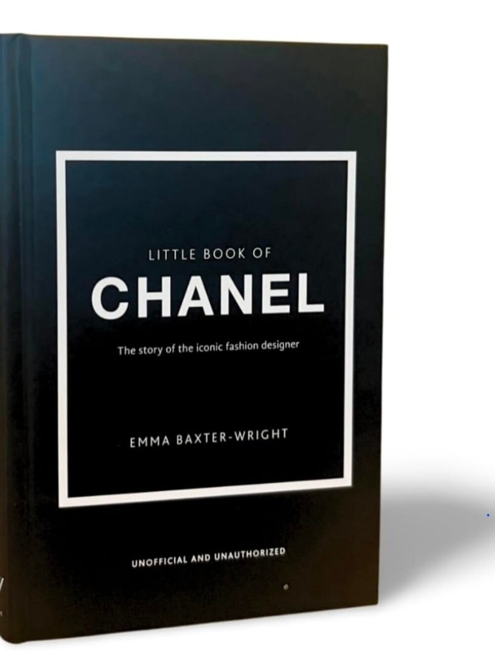 Little Book of CHANEL: Story Of Tjr Iconic Fashion House - Hard Cover